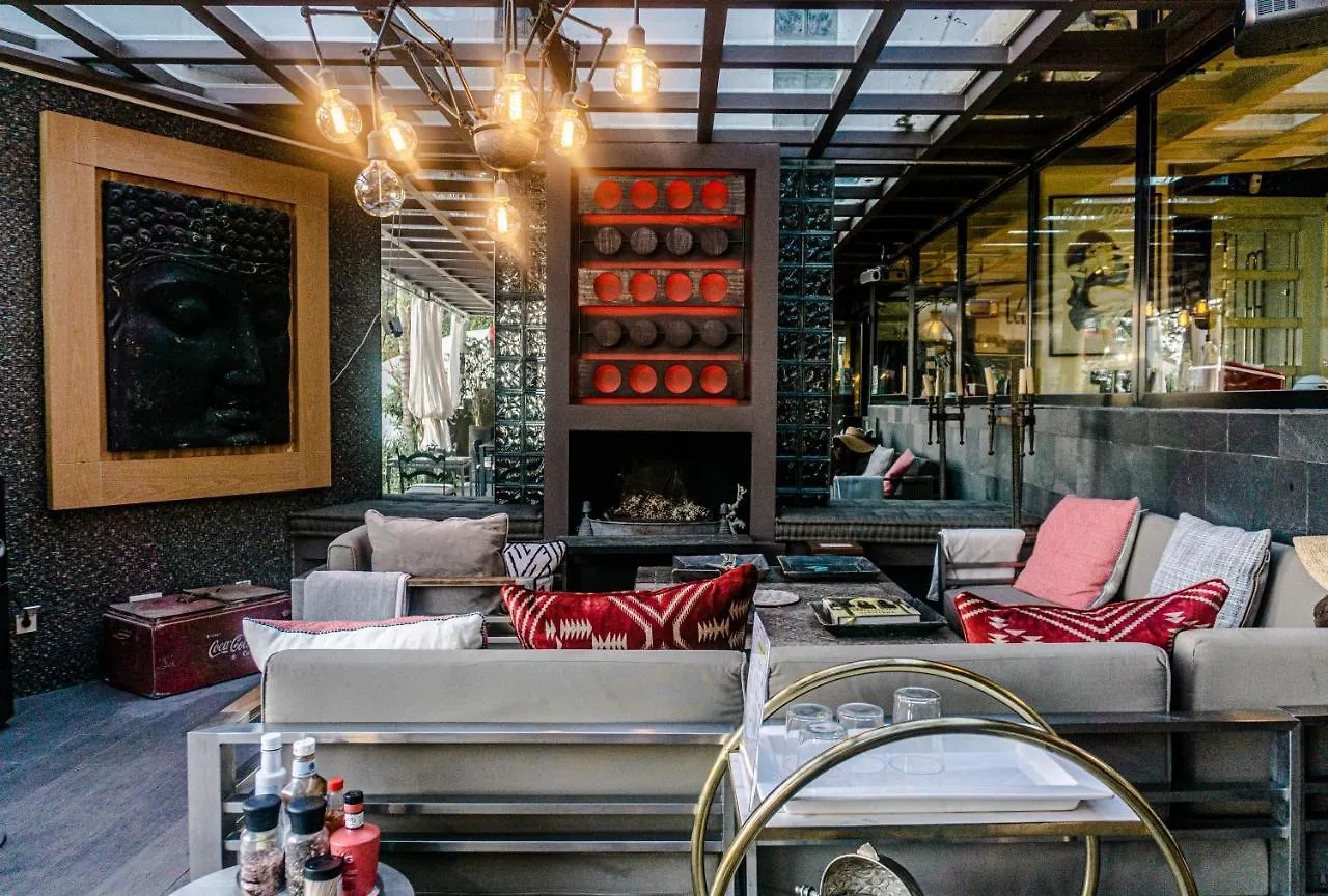 아파트 Fucsia Luxury Hotel