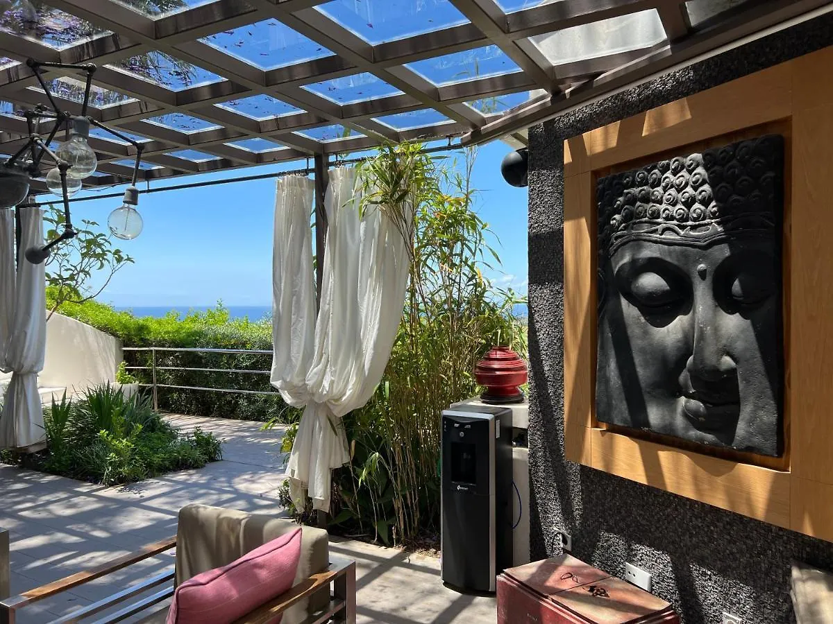 Fucsia Luxury Hotel
